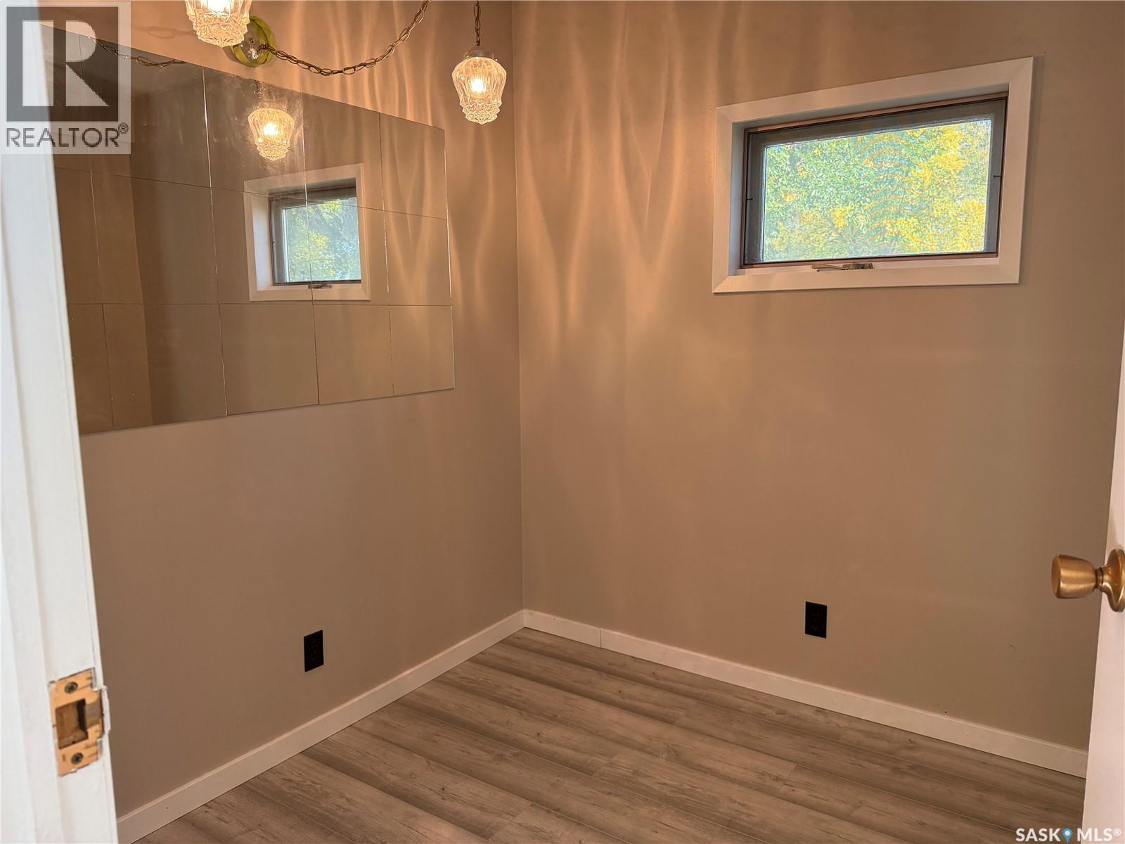 1014 6th Avenue Nw, Moose Jaw, Saskatchewan  S6H 0W2 - Photo 6 - SK049518