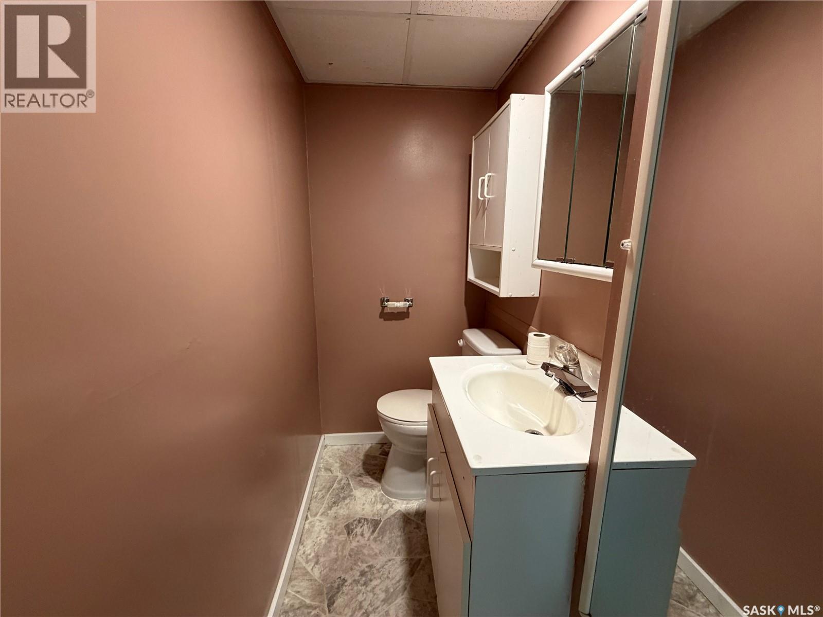 1014 6th Avenue Nw, Moose Jaw, Saskatchewan  S6H 0W2 - Photo 8 - SK049518