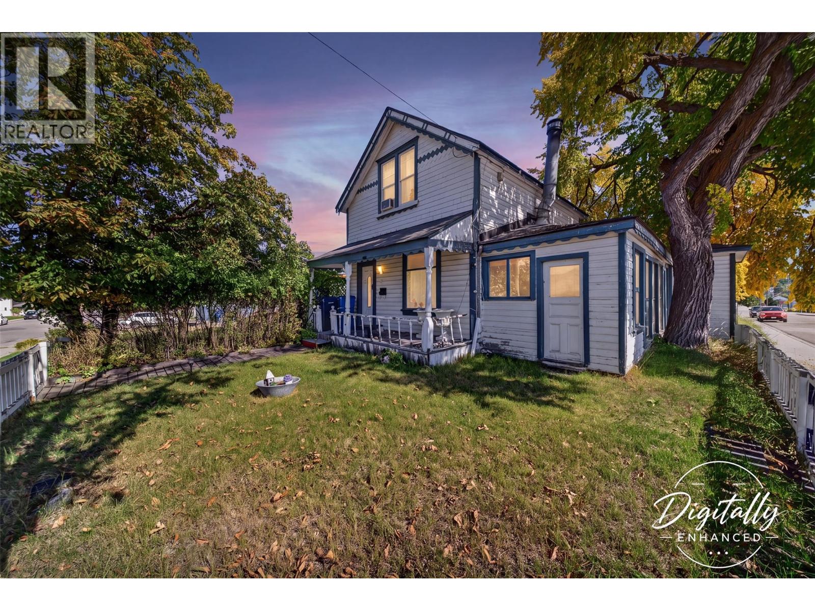 134 5th Avenue S, Cranbrook, British Columbia V1C 2G2 - Photo 2 - 10401786