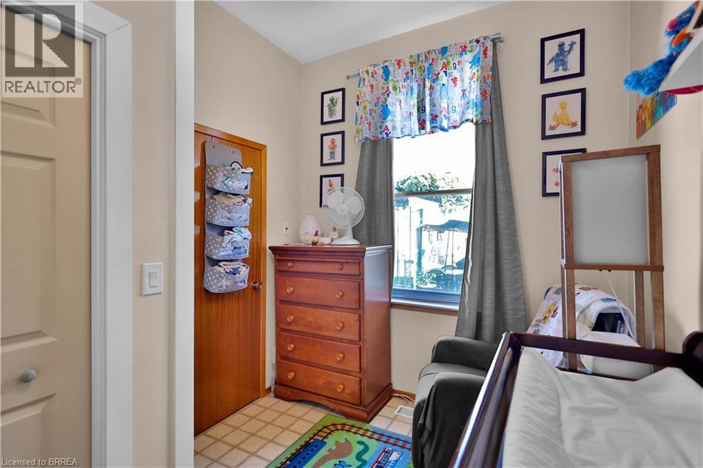 7 Halls Avenue, Brantford, Ontario  N3T 3X2 - Photo 21 - 40866253