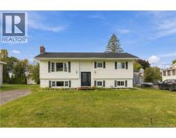 25 Birchwood Crescent, New Maryland, New Brunswick