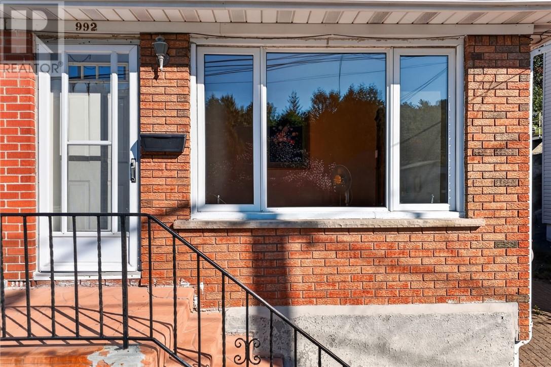 992 Martindale, Sudbury, Ontario  P3E 4J2 - Photo 3 - 2130541