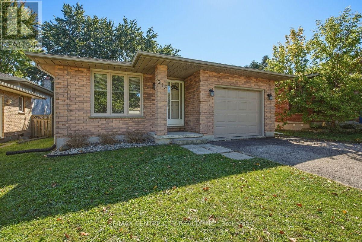215 WALMER GROVE, London North, Ontario