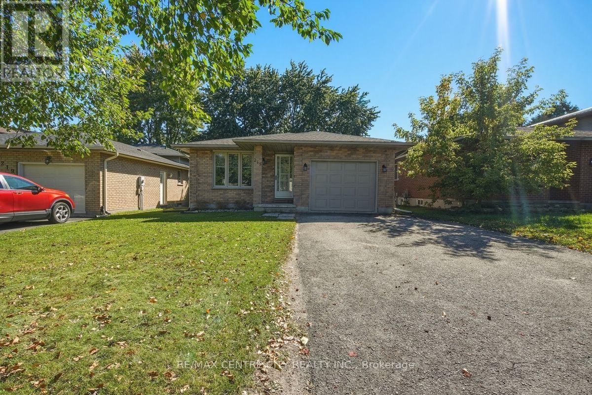 215 Walmer Grove, London North, Ontario  N6G 4G8 - Photo 5 - X13827330
