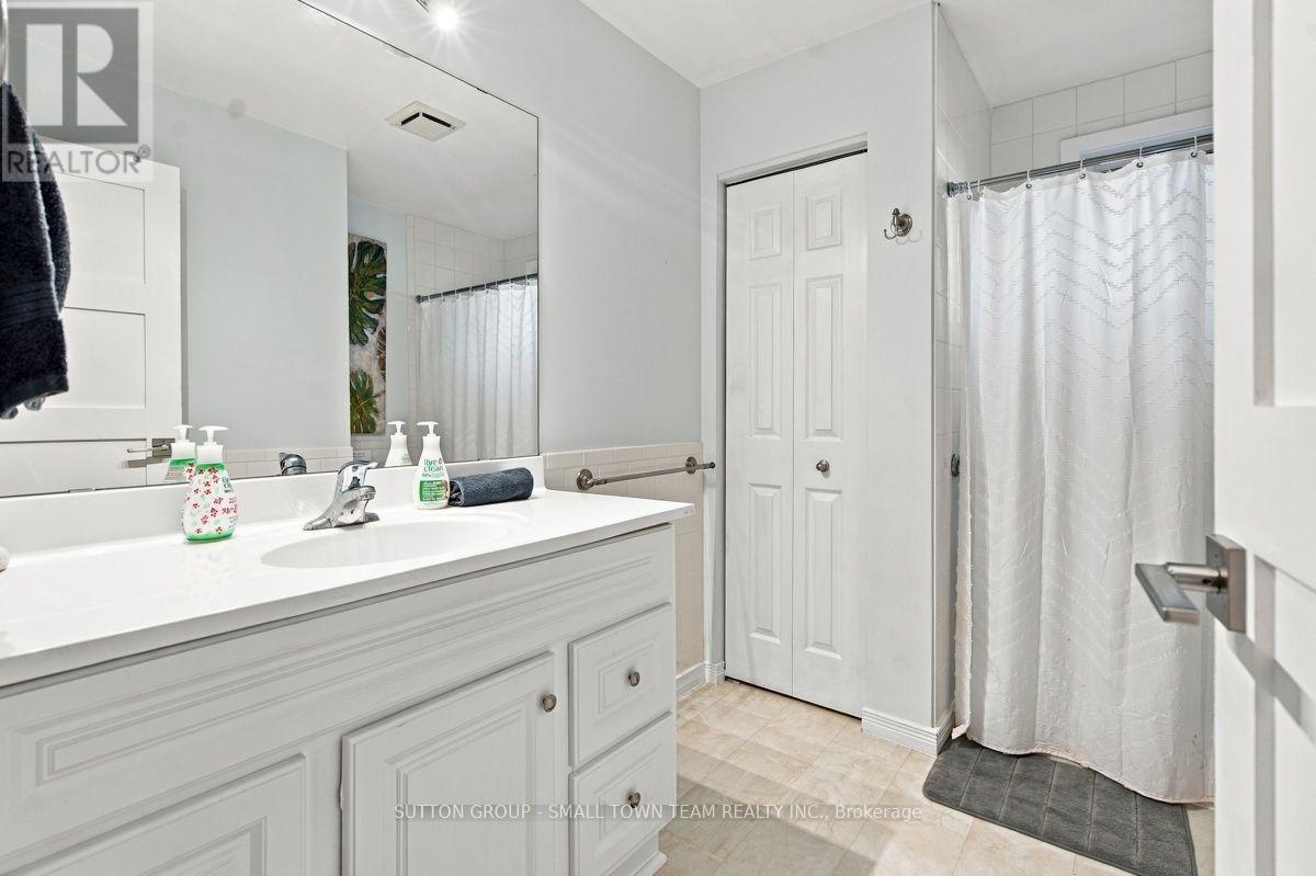 74399 Cardinal Court, Bluewater, Ontario  N0M 1G0 - Photo 16 - X13827342