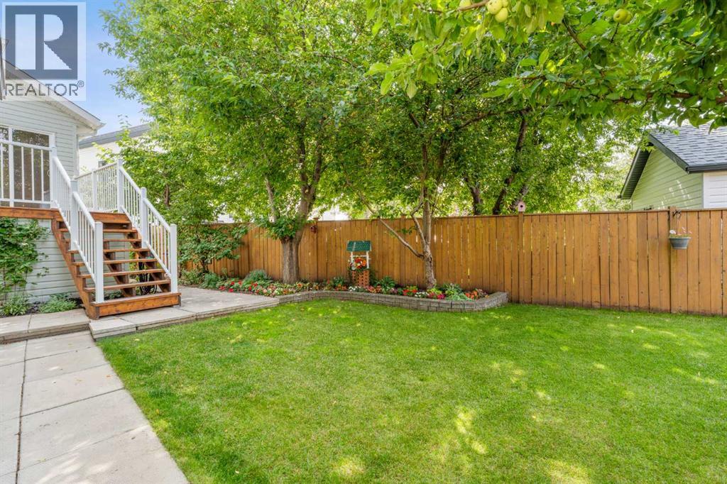32 Country Hills Mews NW, Calgary, Alberta  T3K 4S4 - Photo 30 - A2344627