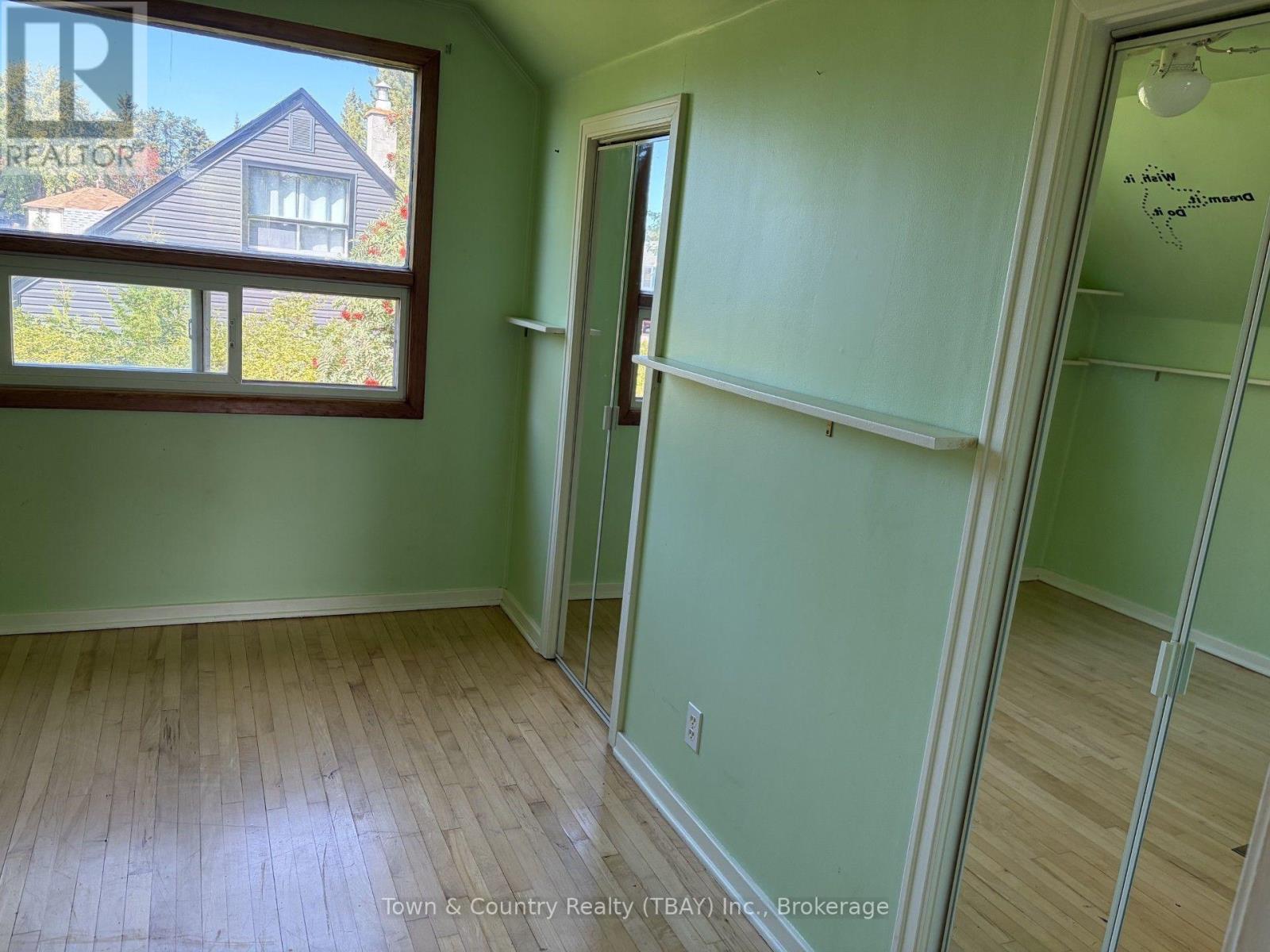23 Gresley Court E, Thunder Bay, Ontario  P7A 1S8 - Photo 8 - X13820314