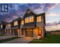 715 MAVERICK CRESCENT, Ottawa, Ontario