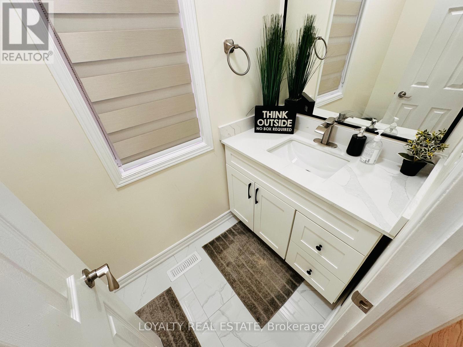 28 Thorp Crescent, Ajax, Ontario  L1T 0G9 - Photo 17 - E13827222
