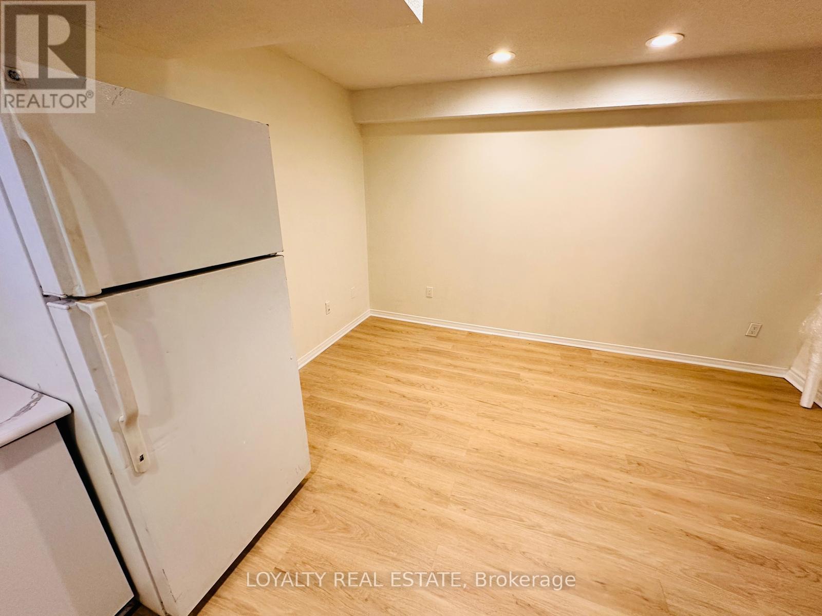 28 Thorp Crescent, Ajax, Ontario  L1T 0G9 - Photo 42 - E13827222