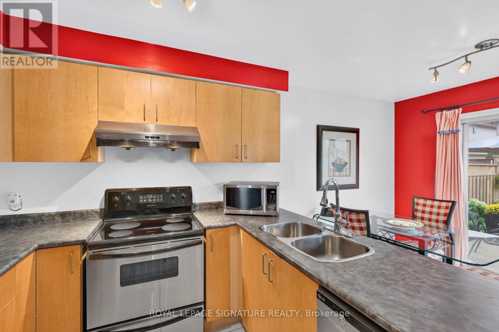 126 Whitby Shores Greenway, Whitby, Ontario  L1N 9R1 - Photo 17 - E13827296
