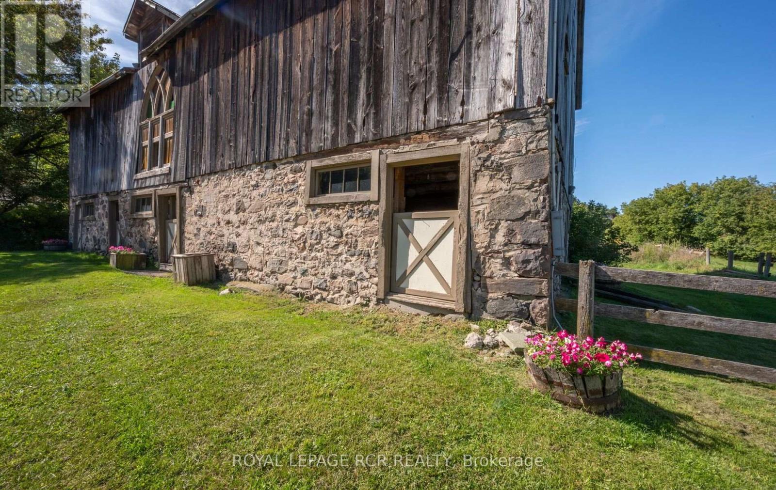 1438 Concession 3 Road, Adjala-Tosorontio, Ontario  L0N 1P0 - Photo 37 - N13827346