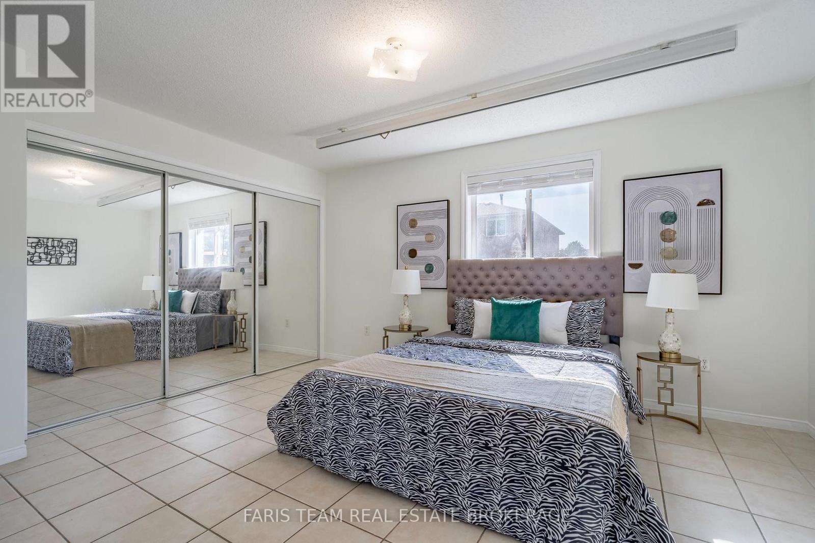 41 Irene Drive, Barrie (Painswick South), Ontario L4N 5Z1 - Photo 14 - S13827256