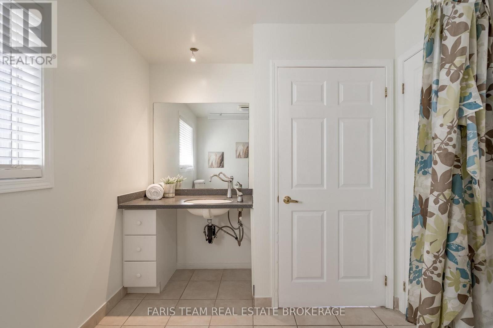 41 Irene Drive, Barrie (Painswick South), Ontario L4N 5Z1 - Photo 15 - S13827256