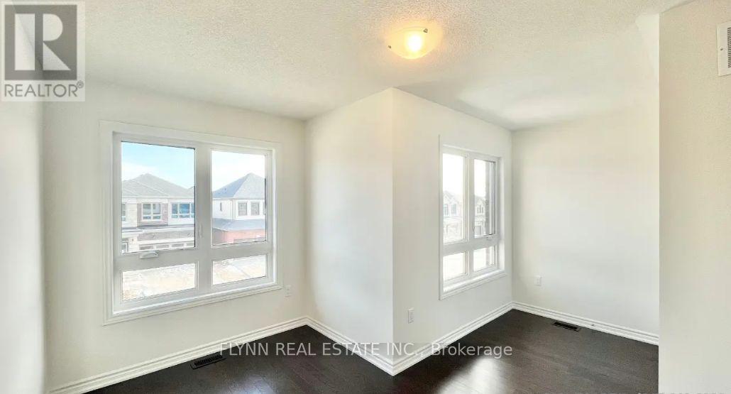 23 Gemini Drive, Barrie, Ontario  L9J 0P5 - Photo 10 - S13827300
