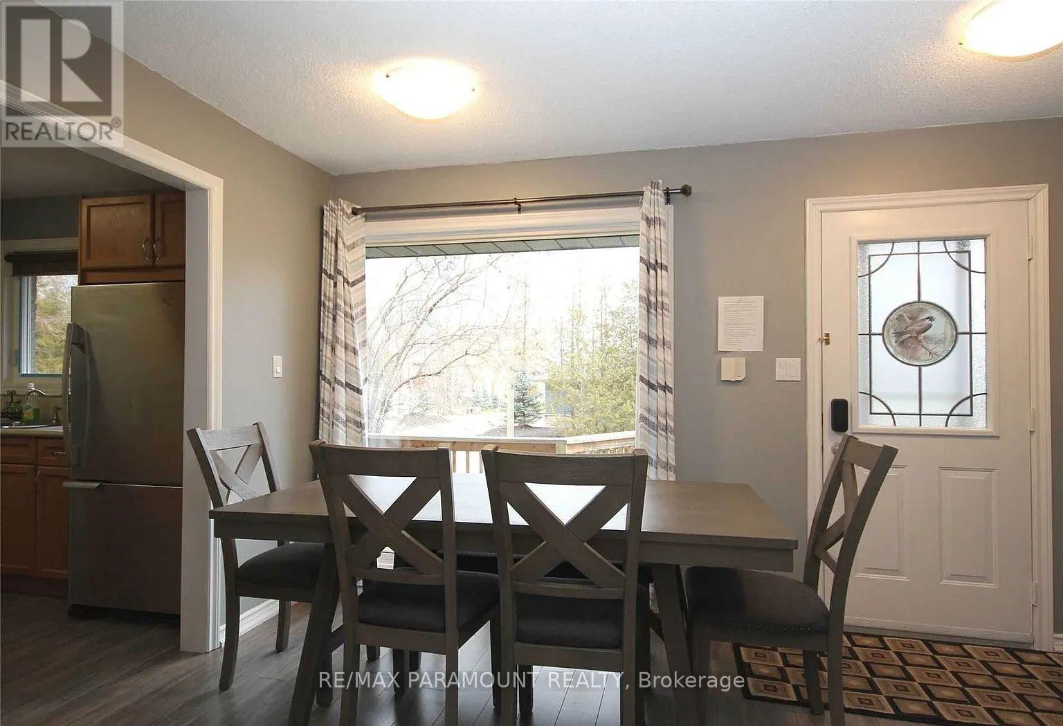 46 GLEN ROAD — photo 8