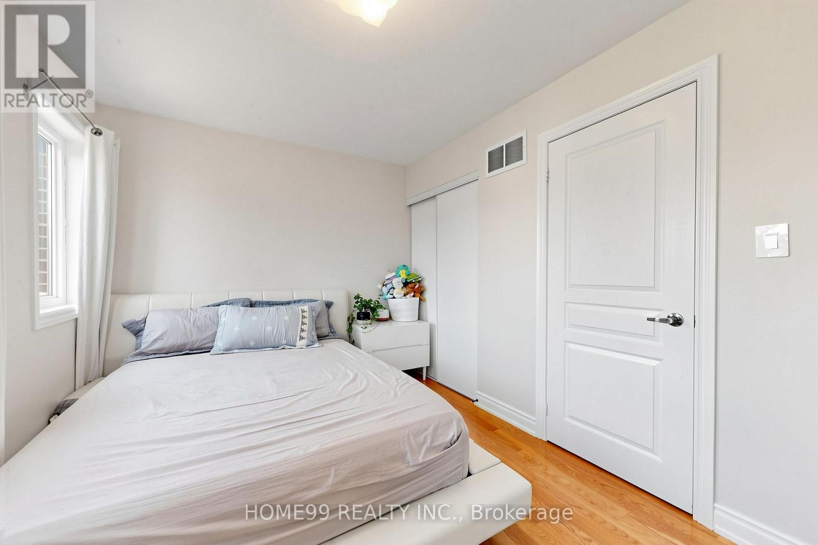 136a Finch Avenue W, Toronto, Ontario  M2N 2H9 - Photo 26 - C13826948