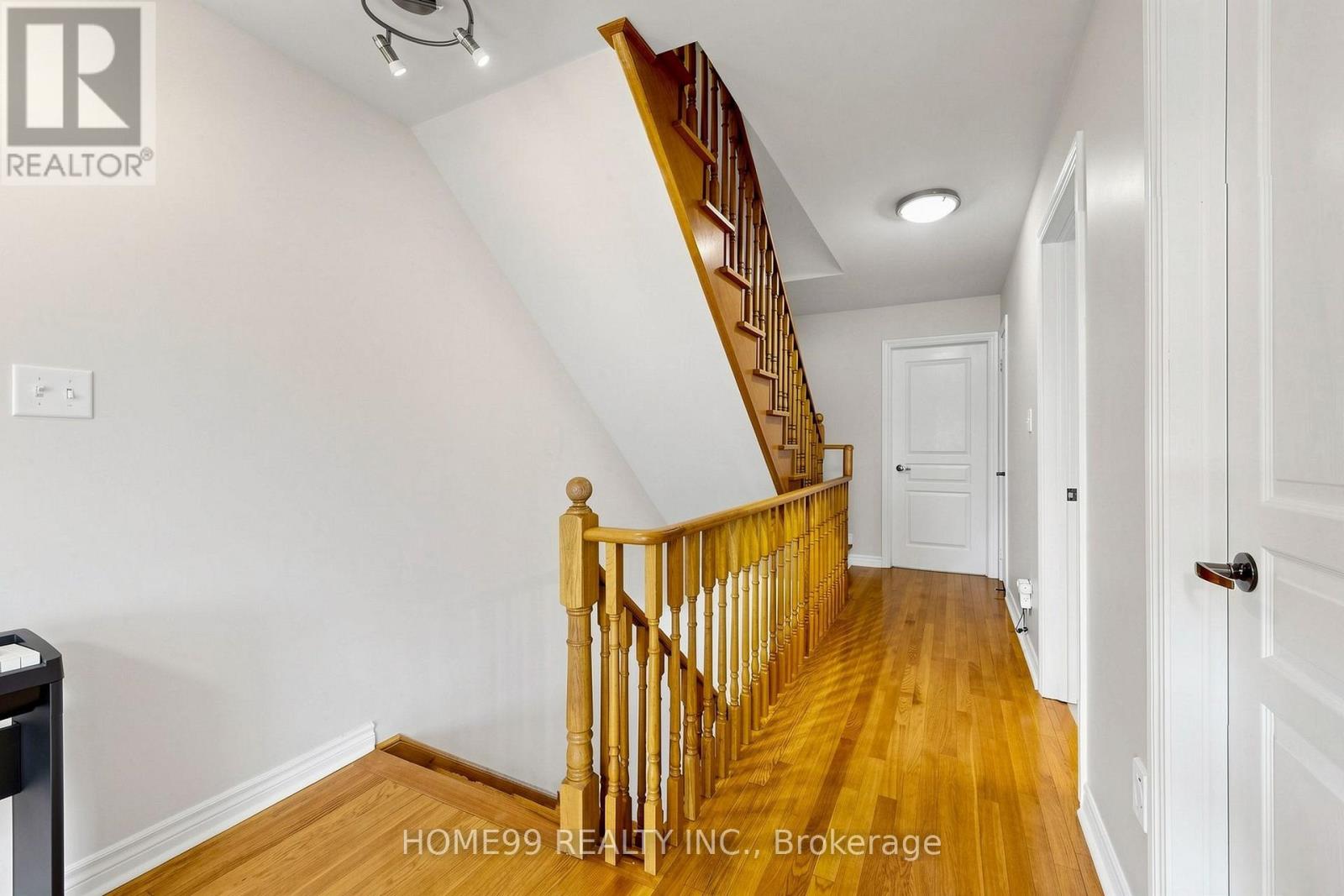 136a Finch Avenue W, Toronto, Ontario  M2N 2H9 - Photo 19 - C13826948