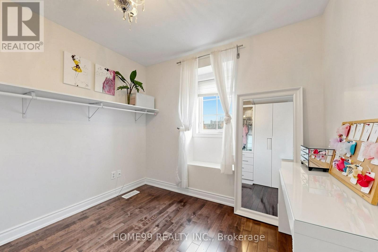 136a Finch Avenue W, Toronto, Ontario  M2N 2H9 - Photo 32 - C13826948