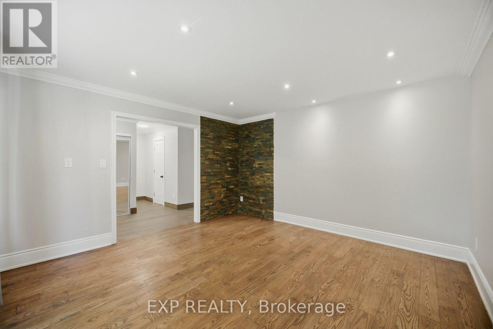30 Herkley Drive, Brampton, Ontario  L6V 2E8 - Photo 9 - W13822448
