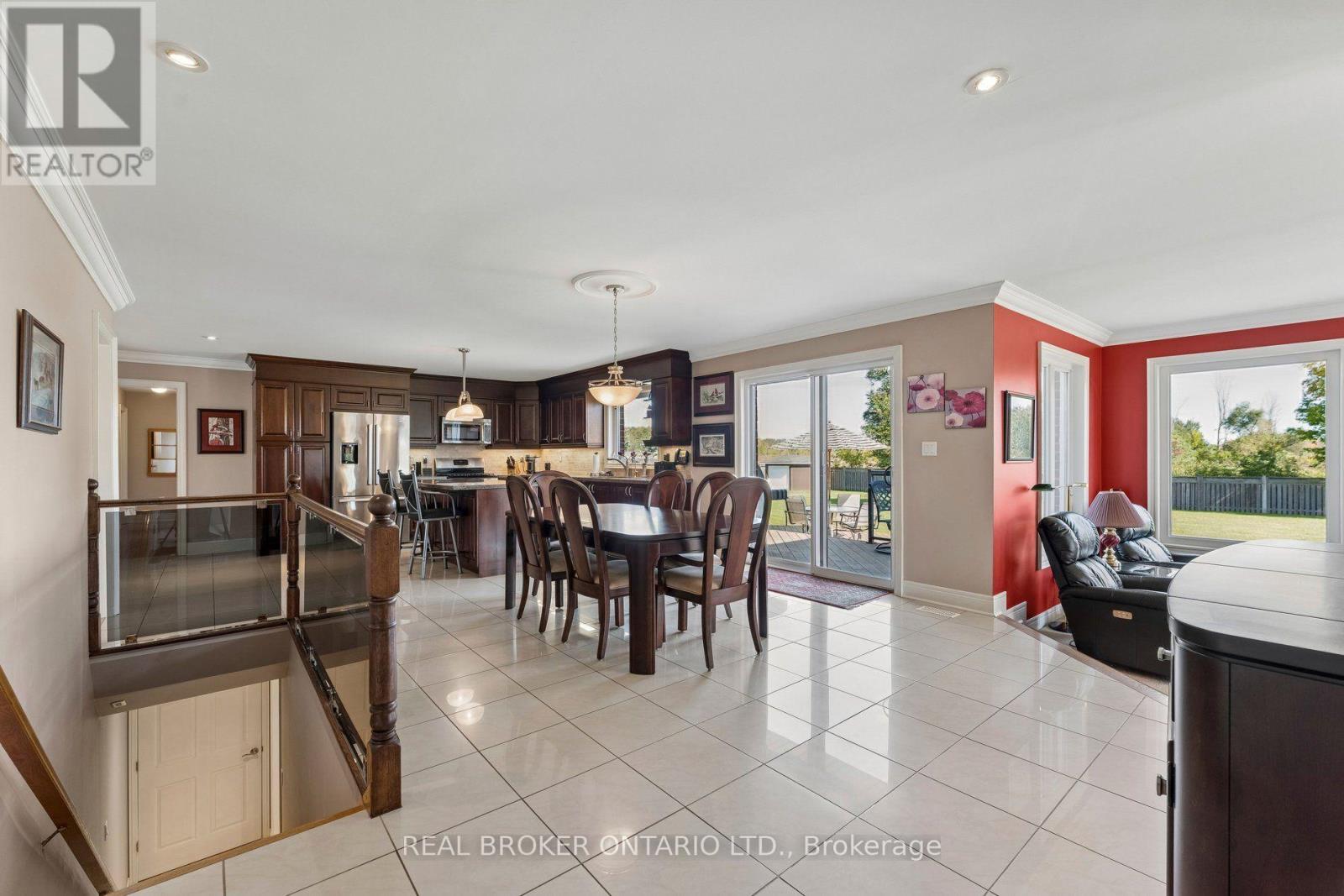 15191 Airport Road, Caledon, Ontario  L7C 2X9 - Photo 11 - W13827252