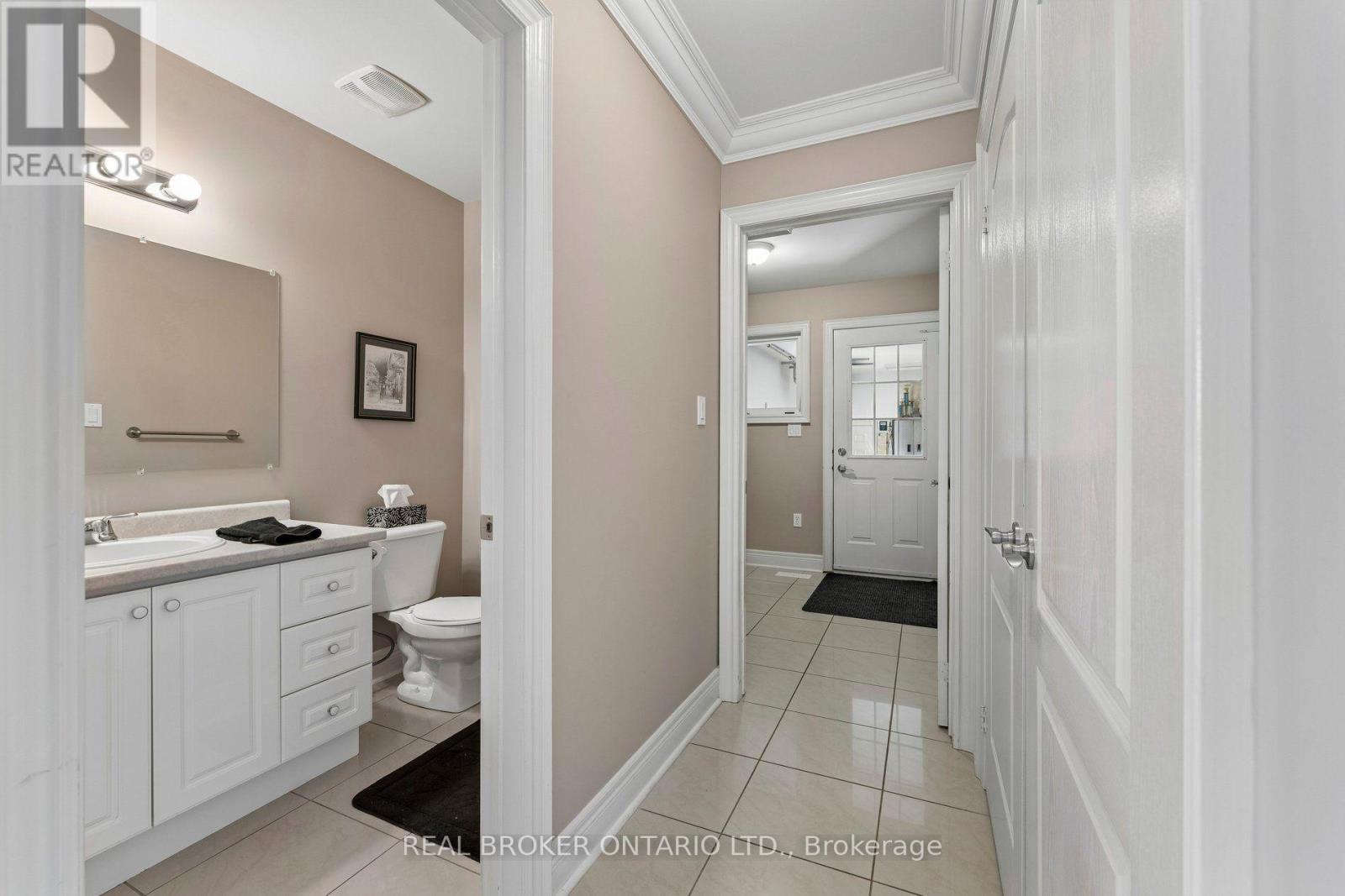 15191 Airport Road, Caledon, Ontario  L7C 2X9 - Photo 18 - W13827252