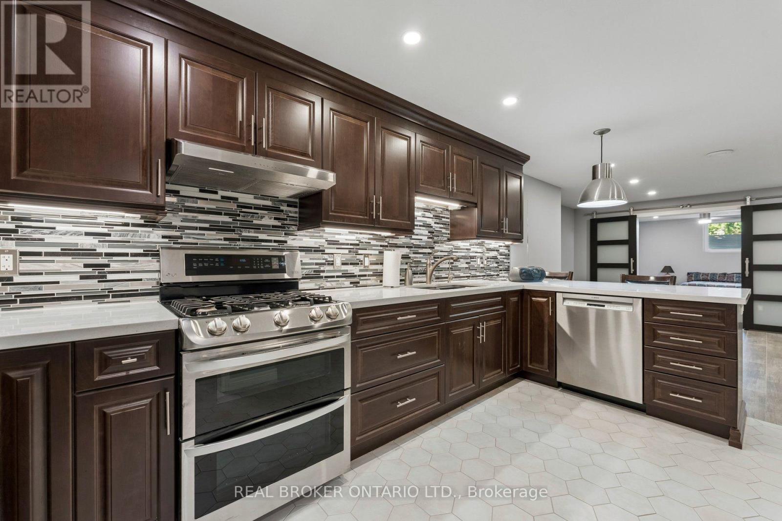 15191 Airport Road, Caledon, Ontario  L7C 2X9 - Photo 23 - W13827252