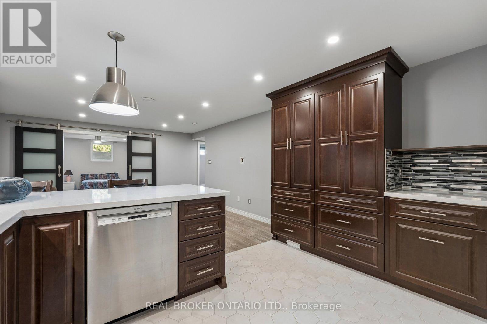 15191 Airport Road, Caledon, Ontario  L7C 2X9 - Photo 24 - W13827252
