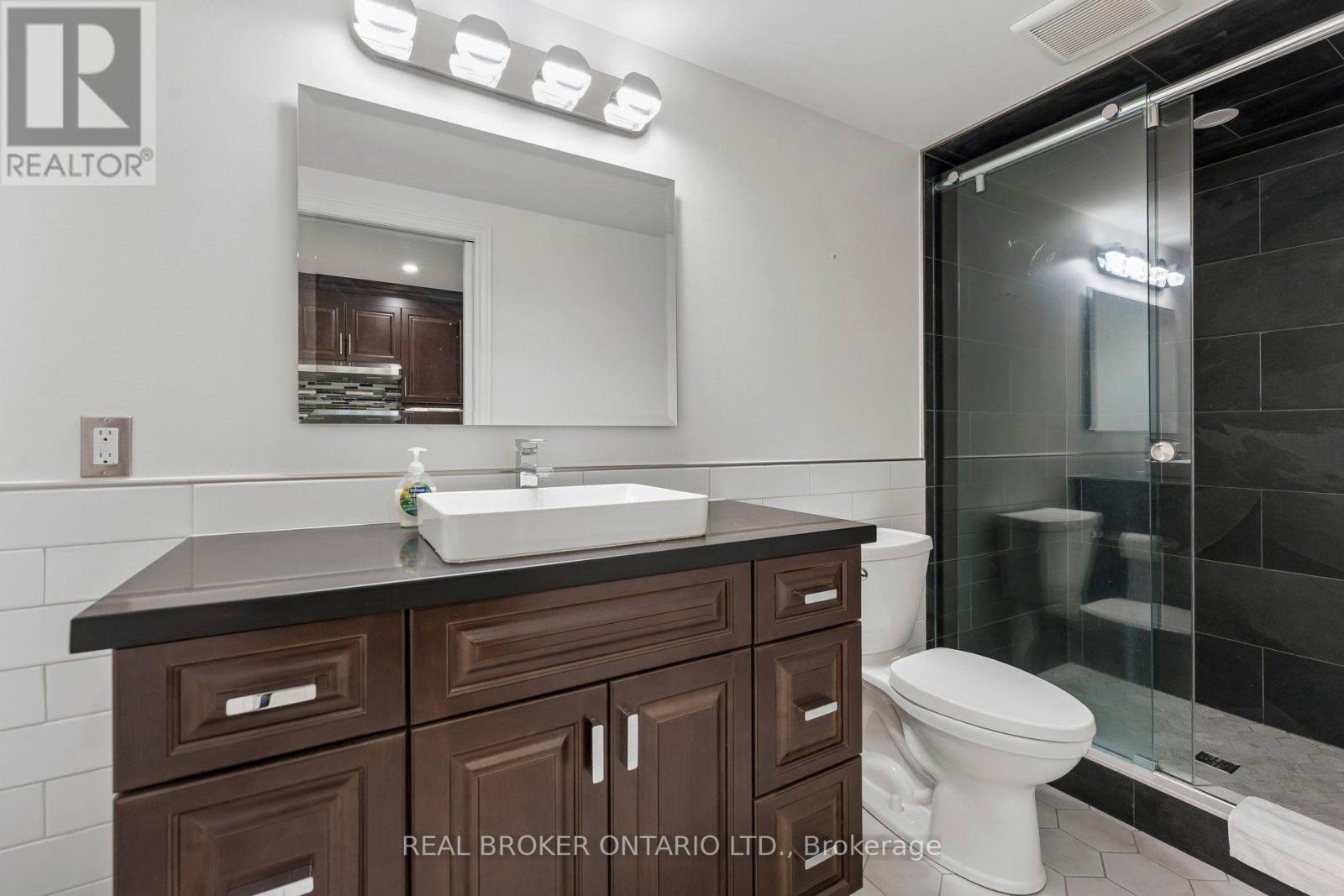 15191 Airport Road, Caledon, Ontario  L7C 2X9 - Photo 25 - W13827252