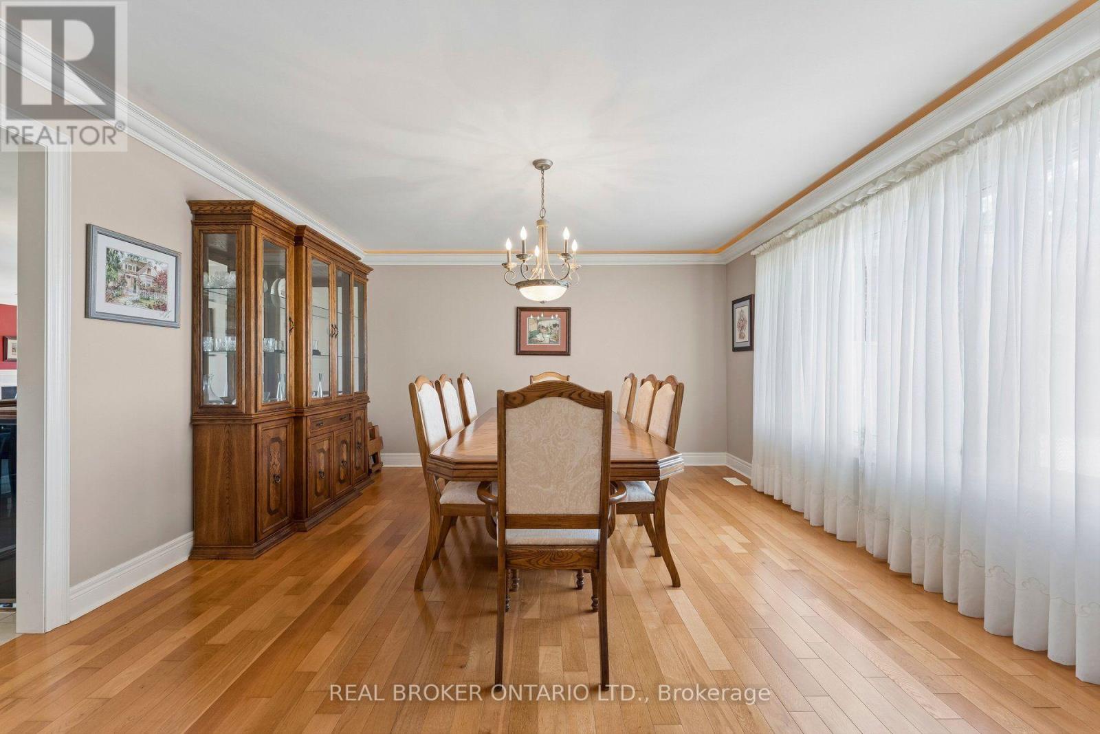 15191 Airport Road, Caledon, Ontario  L7C 2X9 - Photo 6 - W13827252