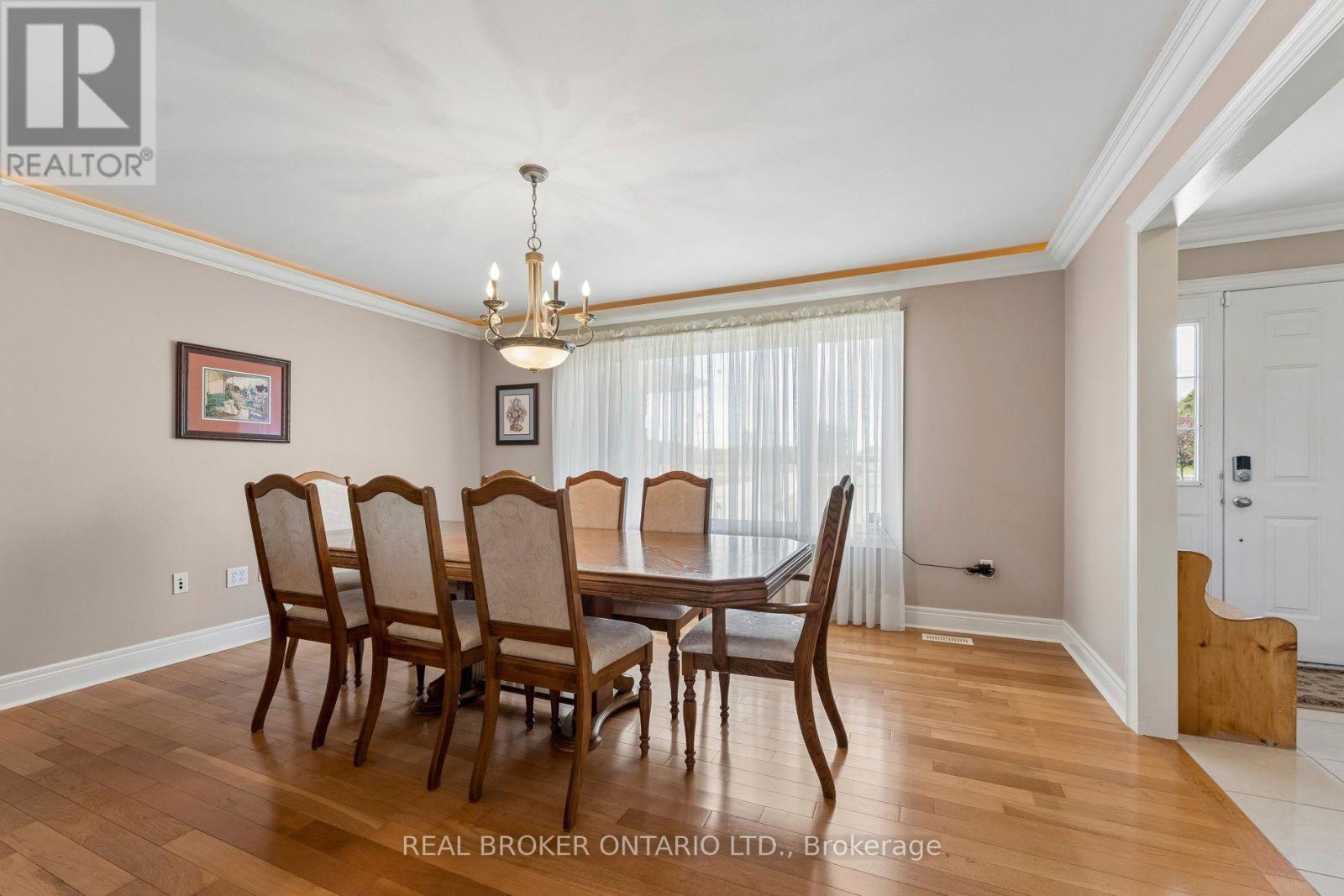 15191 Airport Road, Caledon, Ontario  L7C 2X9 - Photo 8 - W13827252