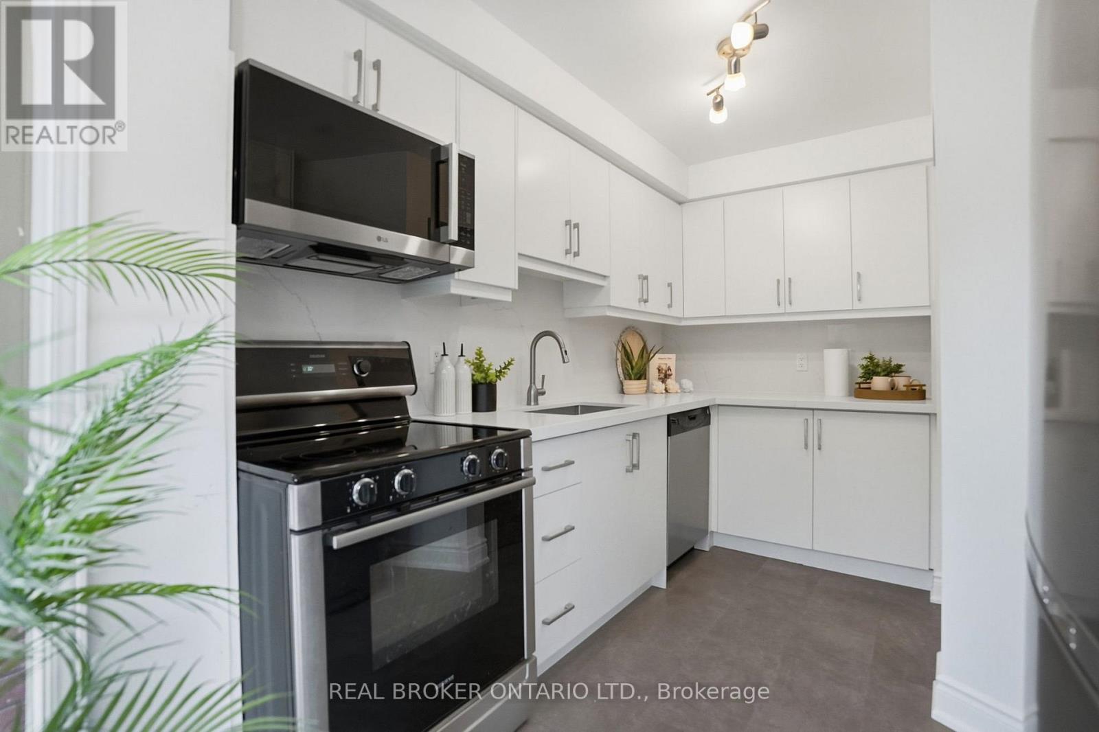 407 - 895 Maple Avenue, Burlington, Ontario  L7S 2H7 - Photo 10 - W13827284
