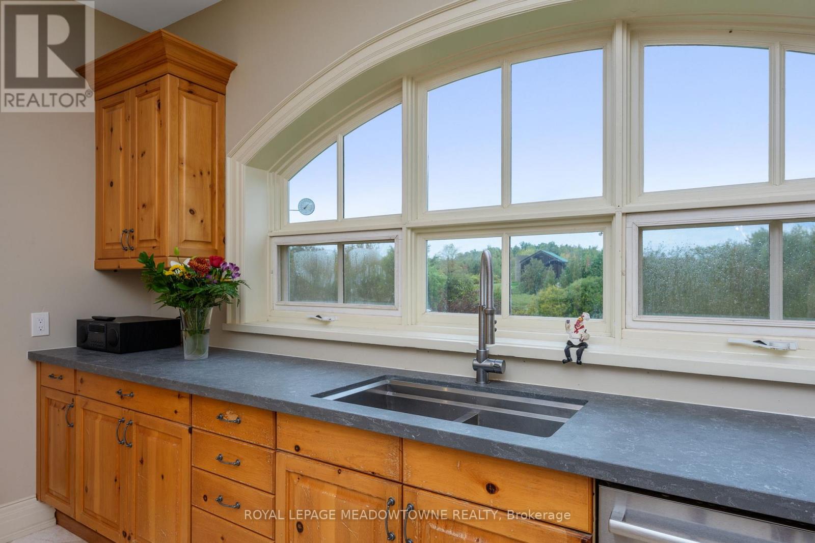 16089 Shaws Creek Road, Caledon, Ontario  L7C 1V9 - Photo 12 - W13827304