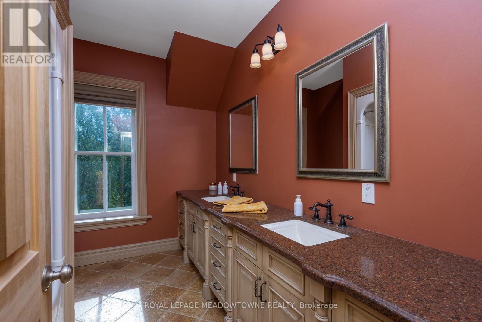 16089 Shaws Creek Road, Caledon, Ontario  L7C 1V9 - Photo 29 - W13827304