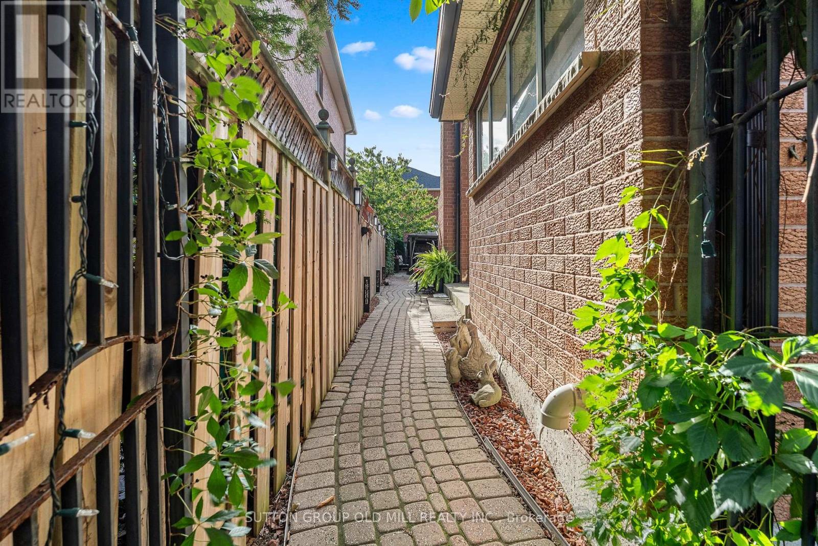 152 Glenn Hawthorne Boulevard, Mississauga, Ontario  L5R 2K6 - Photo 47 - W13827316