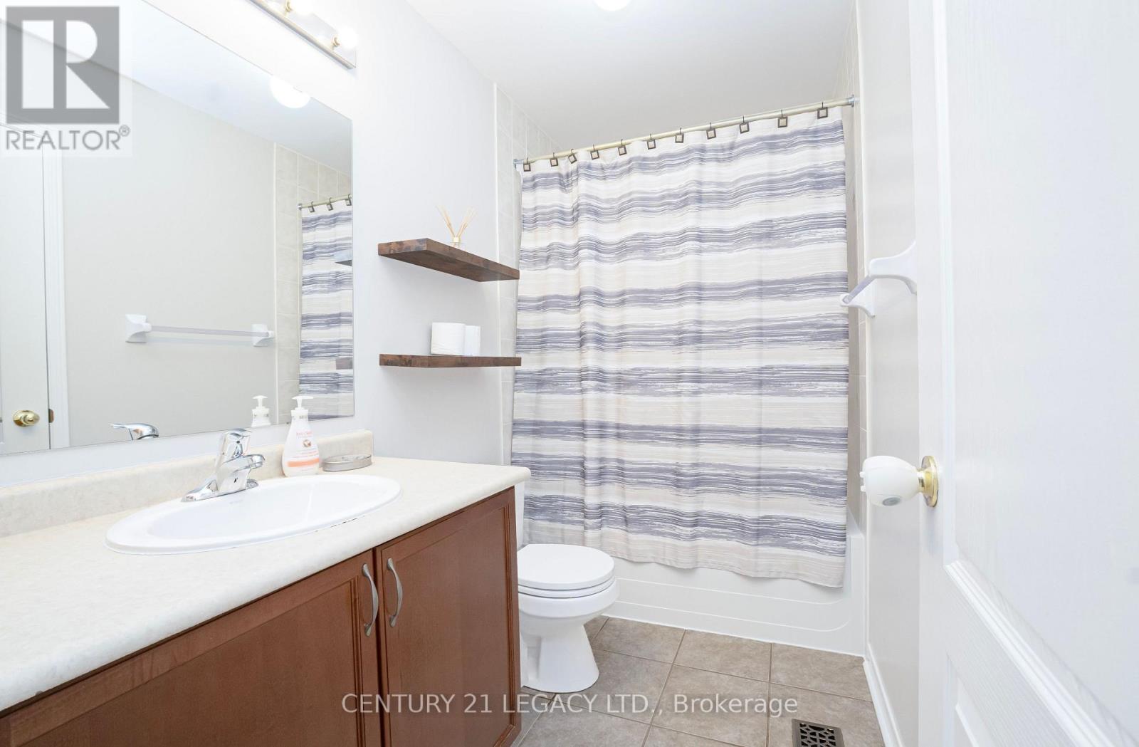 131 Sugarhill Drive, Brampton, Ontario  L7A 3X4 - Photo 32 - W13827332