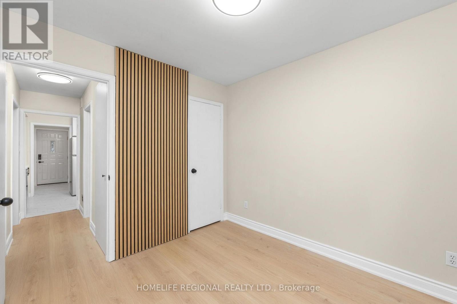 Main Level - 21 Acorn Avenue, Toronto, Ontario  M9B 3P7 - Photo 20 - W13827344