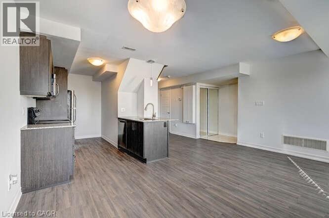 140 Daylily Lane, Kitchener, Ontario  N2R 0L7 - Photo 6 - 40854738