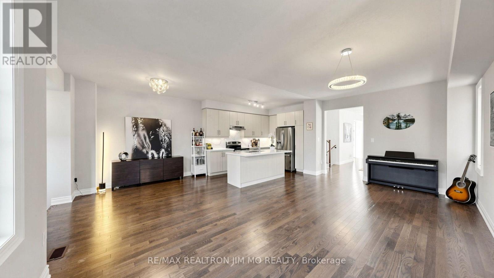 11 Carratuck Street, East Gwillimbury, Ontario  L9N 0S5 - Photo 14 - N13826936