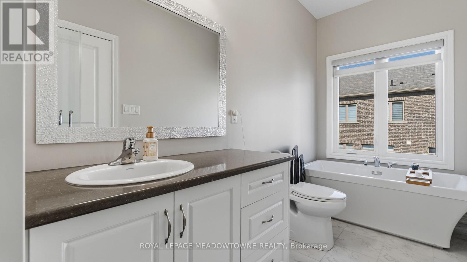 8 Angelfish Road, Brampton, Ontario  L7A 5C5 - Photo 26 - W13792342