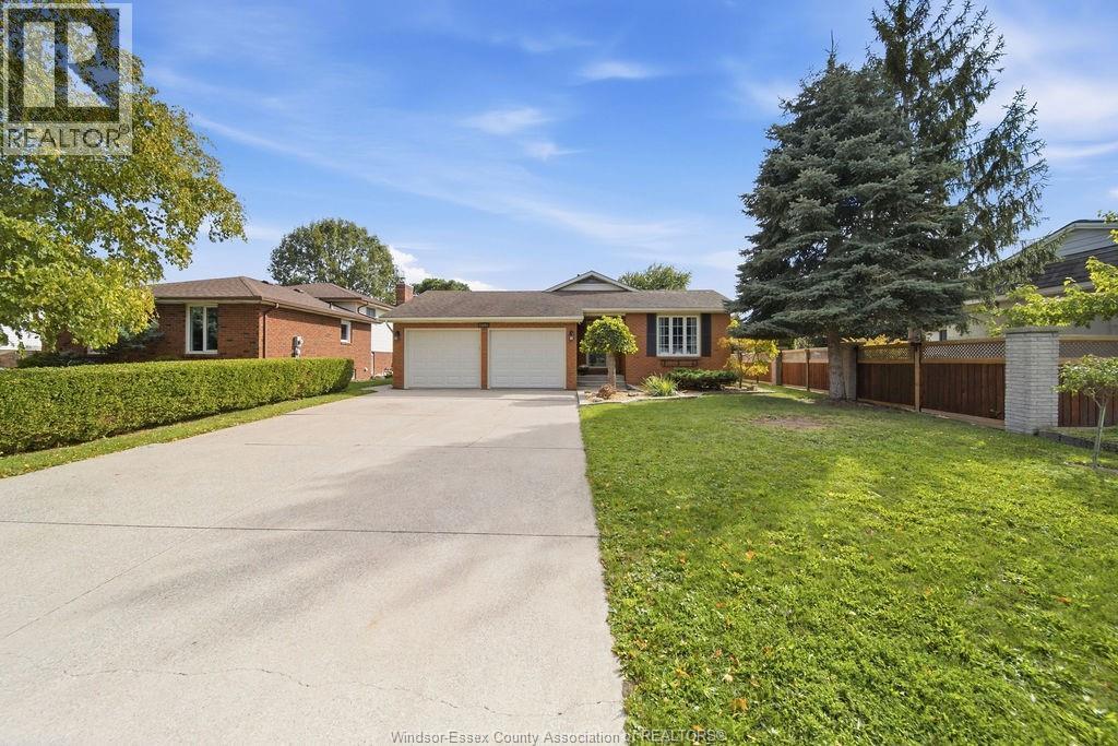 MLS# 26023577: 12091 OLIVER, Tecumseh, Canada