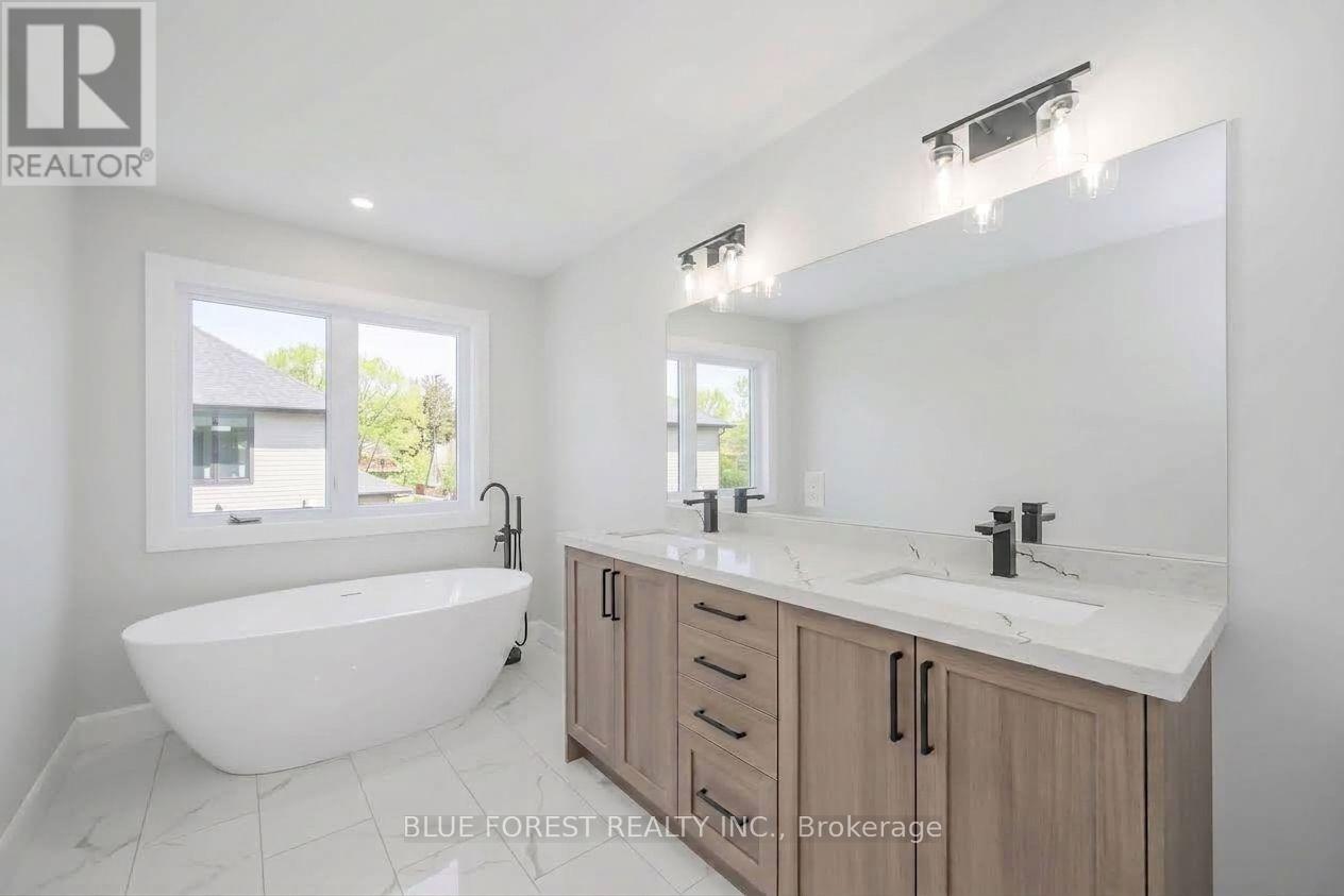 619 Lions Park Drive, Strathroy-Caradoc, Ontario  N0L 1W0 - Photo 21 - X13827422