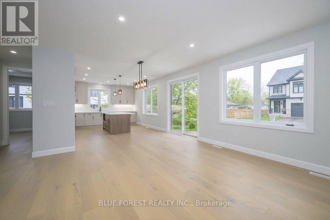619 Lions Park Drive, Strathroy-Caradoc, Ontario  N0L 1W0 - Photo 6 - X13827422