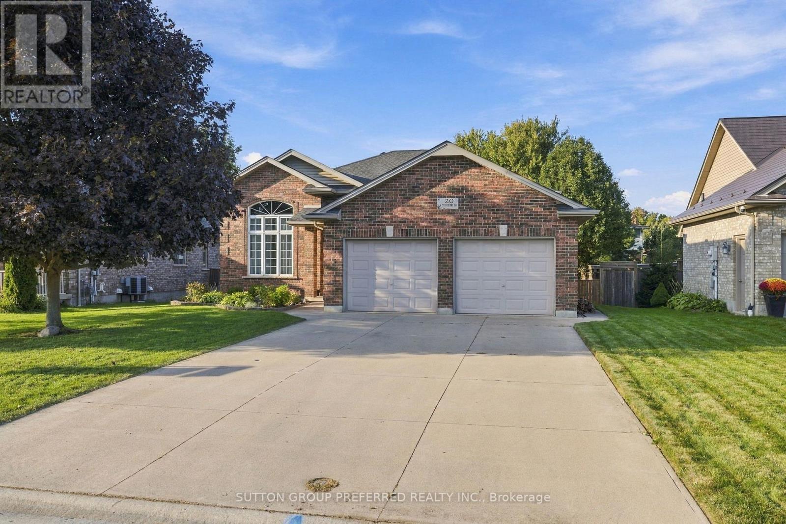 20 TURNBERRY DRIVE, Thames Centre, Ontario