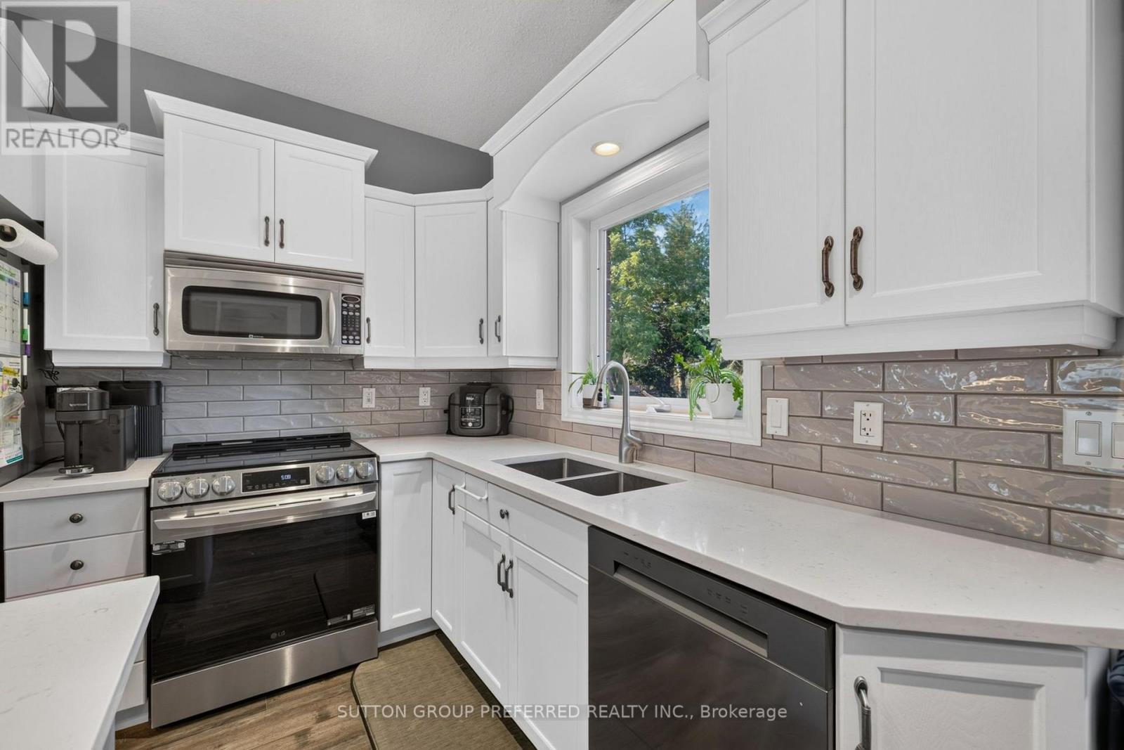 20 Turnberry Drive, Thames Centre, Ontario  N0L 1G3 - Photo 14 - X13827494