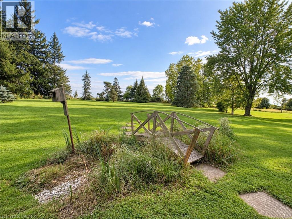 2445 Binbrook Road, Glanbrook, Ontario  L0R 1C0 - Photo 35 - 40864881