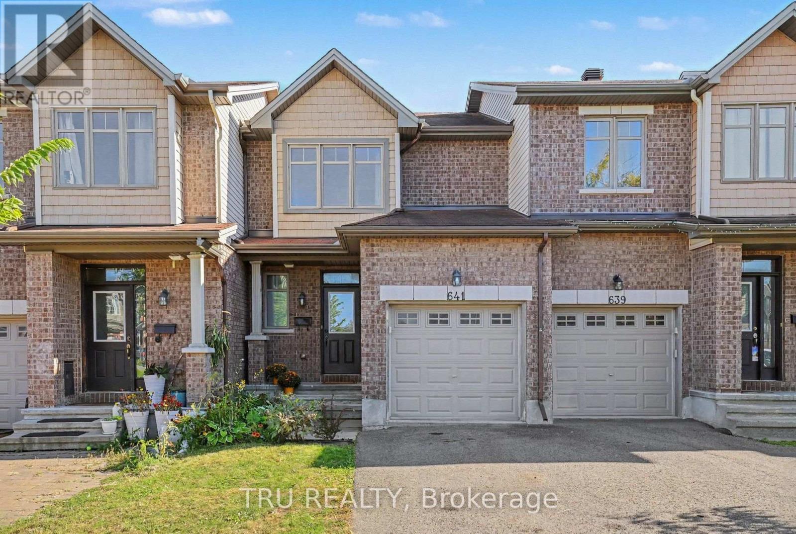 641 Sunburst Street, Ottawa, Ontario  K1T 0L1 - Photo 1 - X13827404