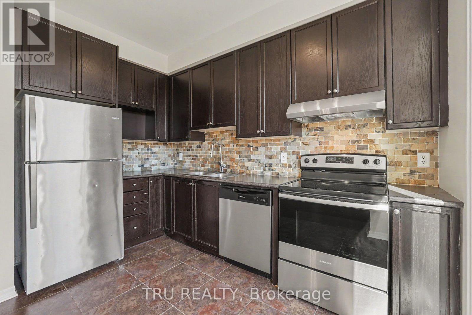 641 Sunburst Street, Ottawa, Ontario  K1T 0L1 - Photo 11 - X13827404