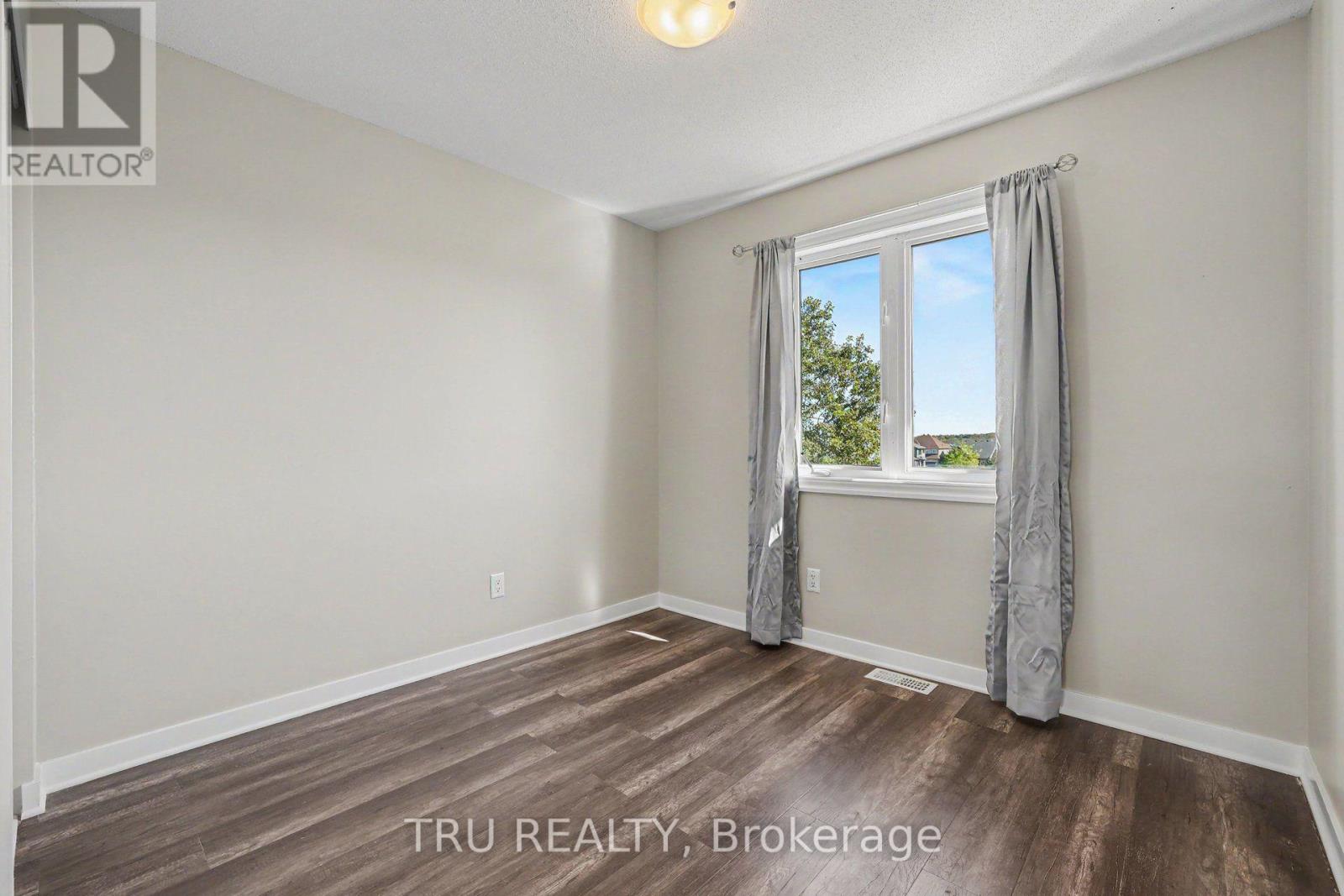 641 Sunburst Street, Ottawa, Ontario  K1T 0L1 - Photo 17 - X13827404