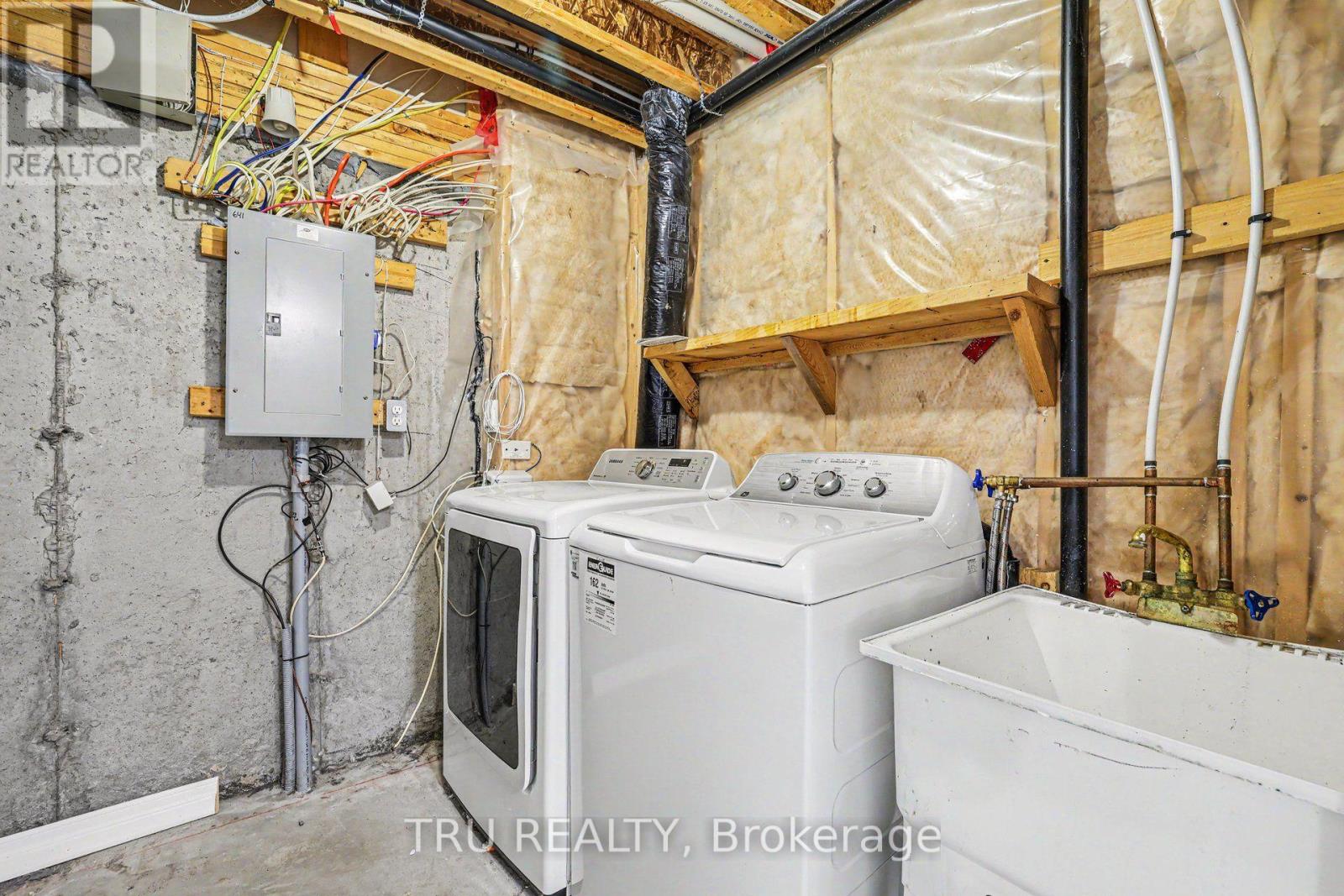 641 Sunburst Street, Ottawa, Ontario  K1T 0L1 - Photo 23 - X13827404